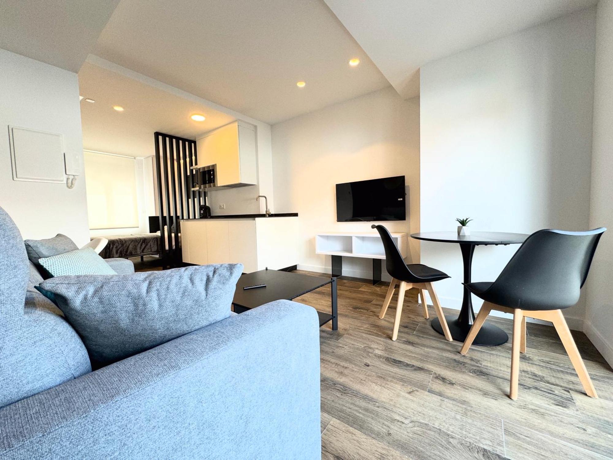 Apartamentos Turisticos Identia Sport León Exteriör bild