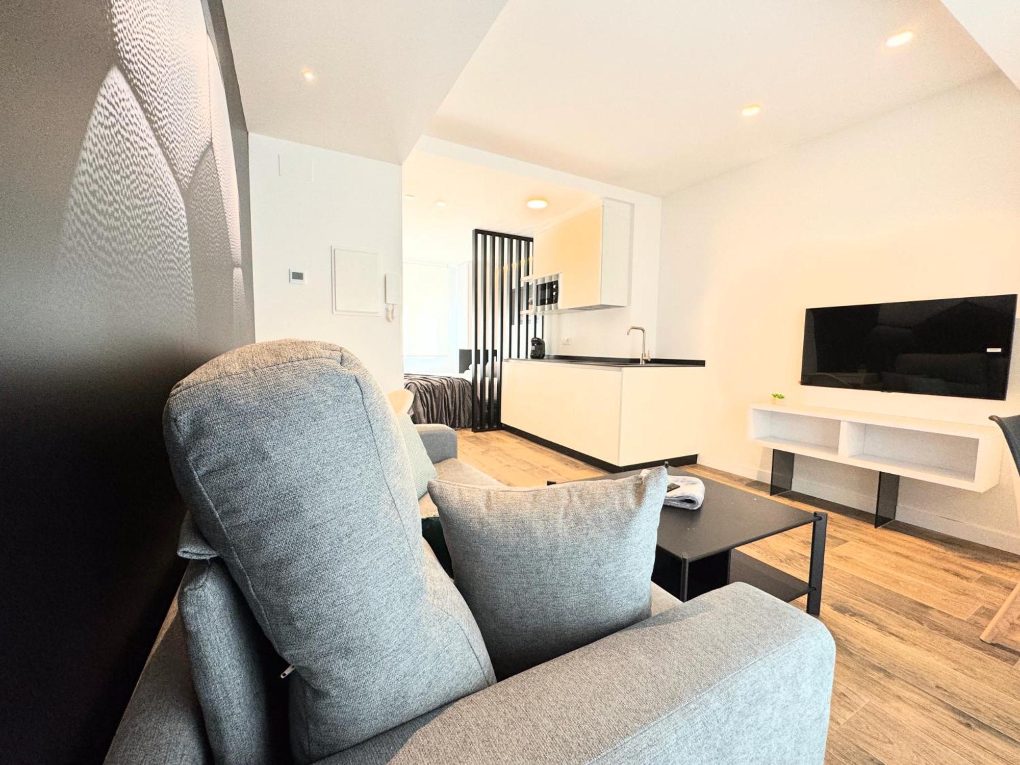 Apartamentos Turisticos Identia Sport León Exteriör bild